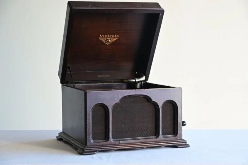 昭和初期 日本ビクター Victrola J1-91 卓上蓄音機 三連アーチ 木製