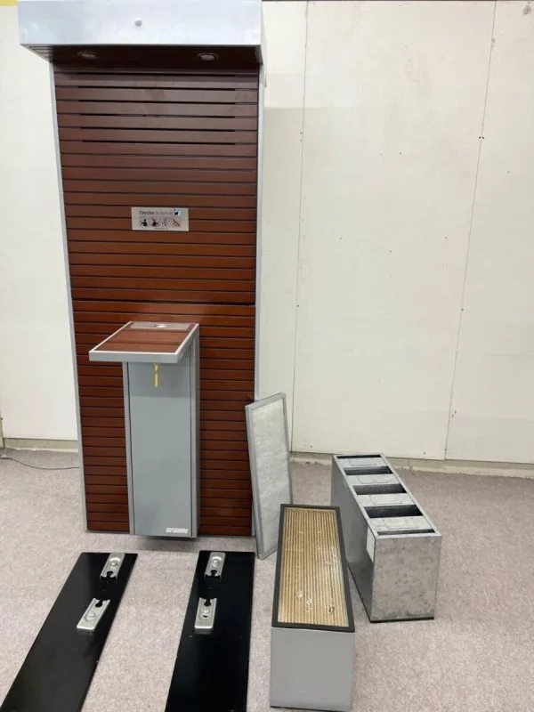 業務用 室内喫煙ブース 木目調 分煙 Smoke Solution オフィス 店舗